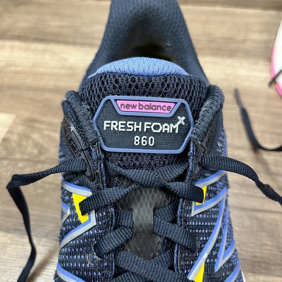 New Balance Fresh Foam 860 v12 Blue Womens US Size 8.5 W860O12 Running Shoes - Picture 2 of 11